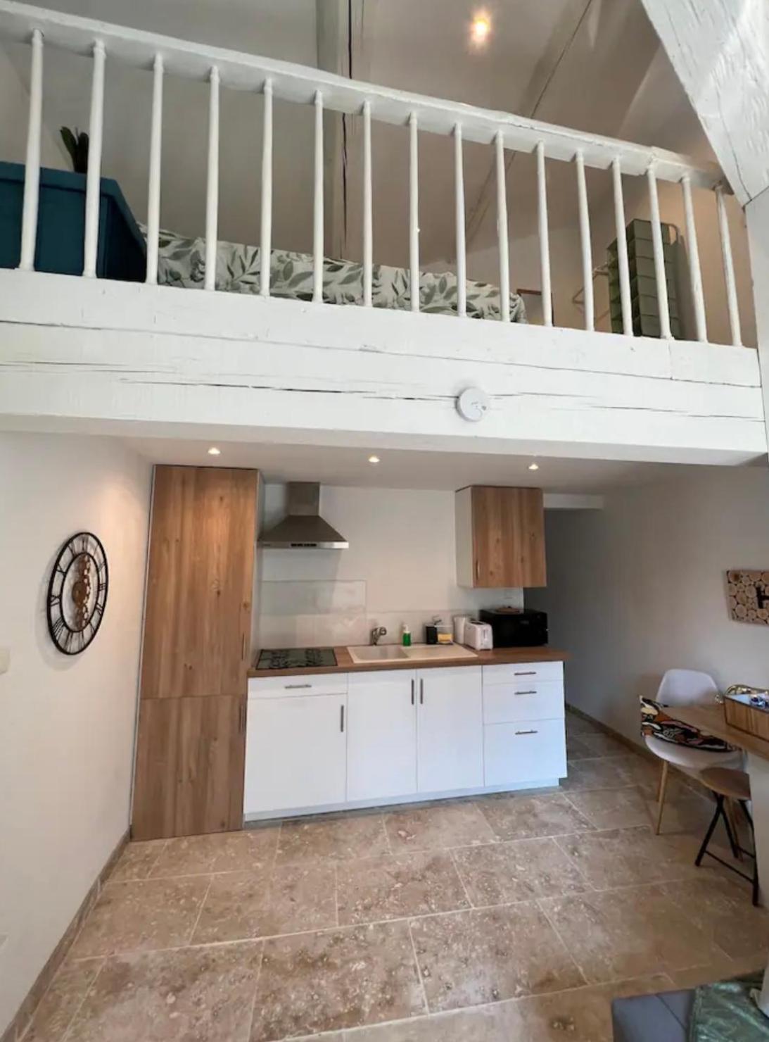 Duplex A 2 Pas De La Vielle Ville D Avignon Extérieur photo